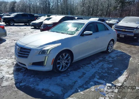 2015 Cadillac Cts Luxury z USA, uszkodzony, nr VIN 1G6AR5S39F0124570